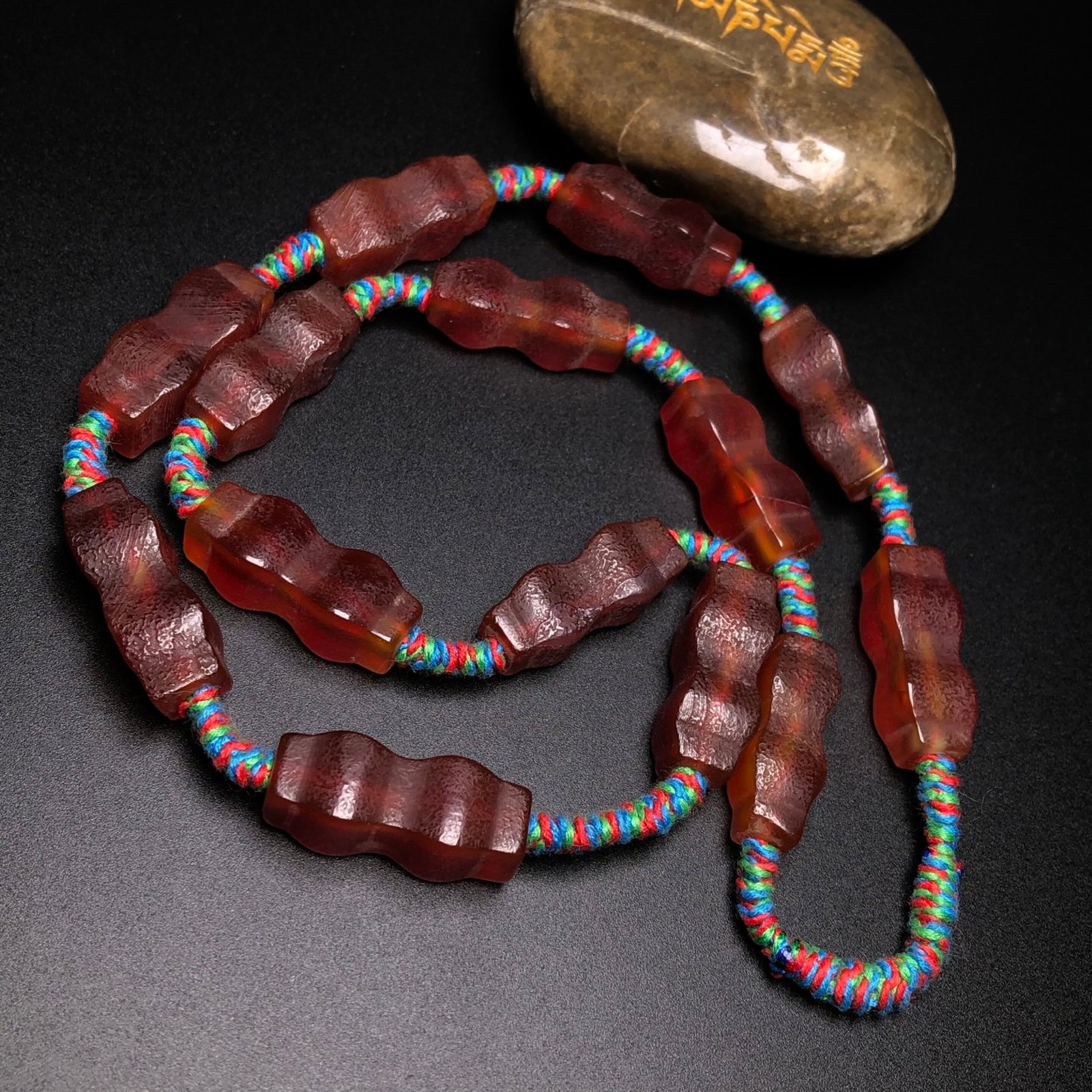 An Exquisite Agate Necklace - 3
