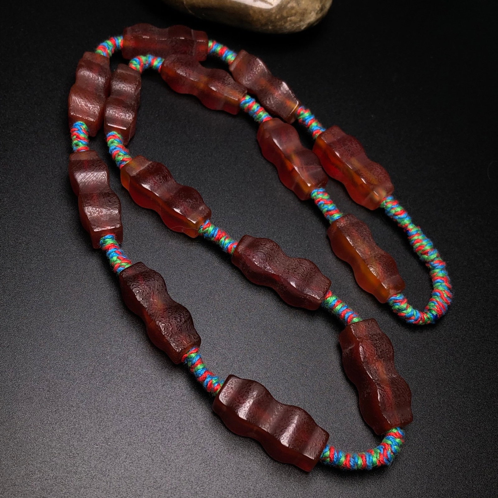 An Exquisite Agate Necklace - 4