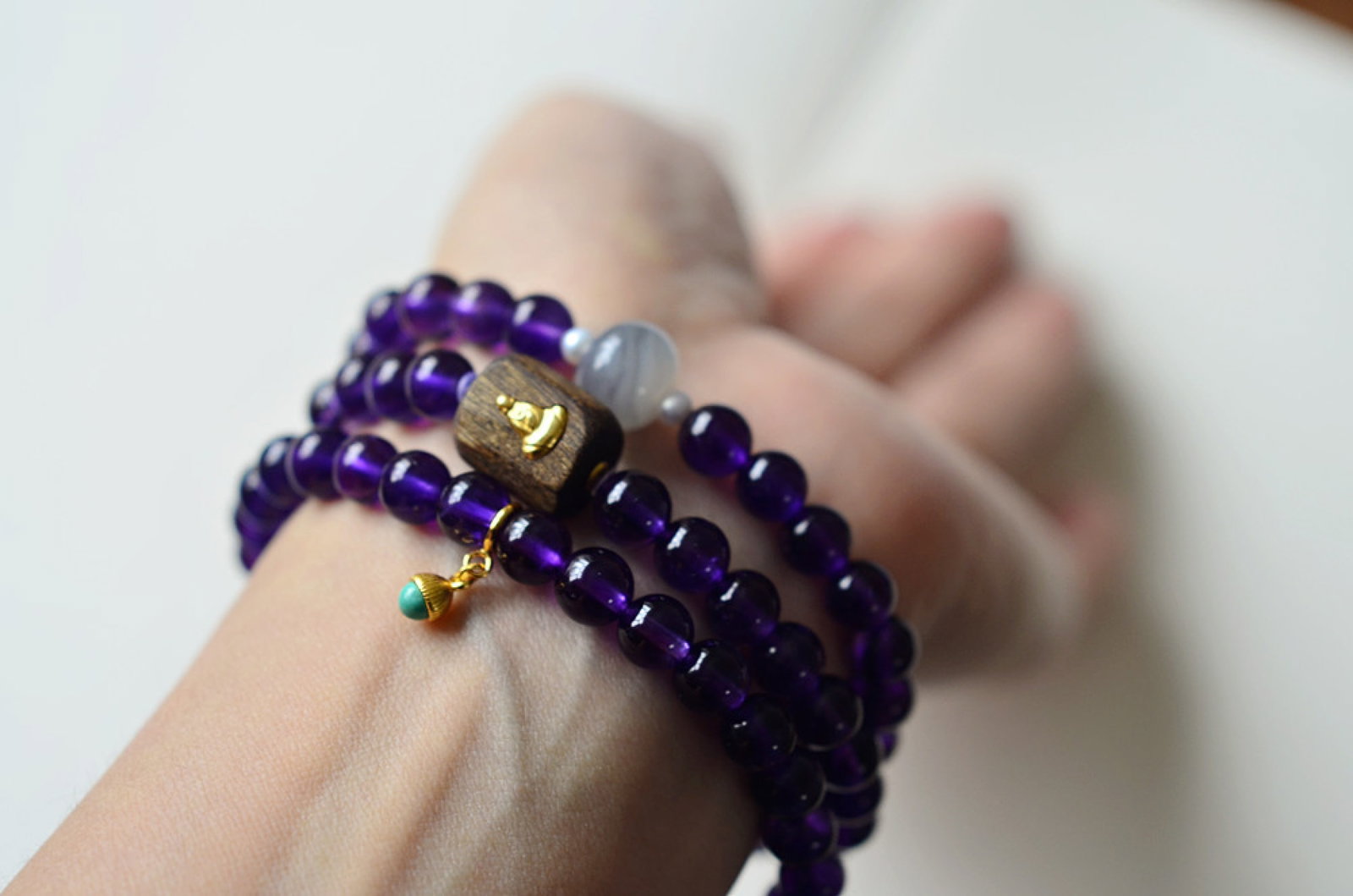 An Exquisite Crystal Bracelets - 7