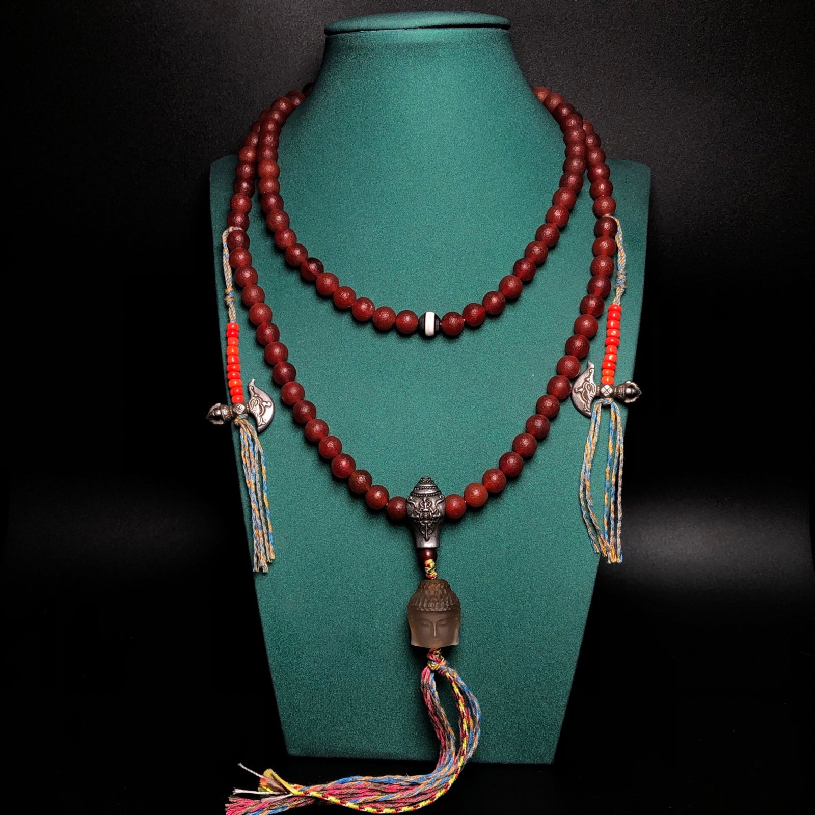 An Exquisite Agate Necklace - 9