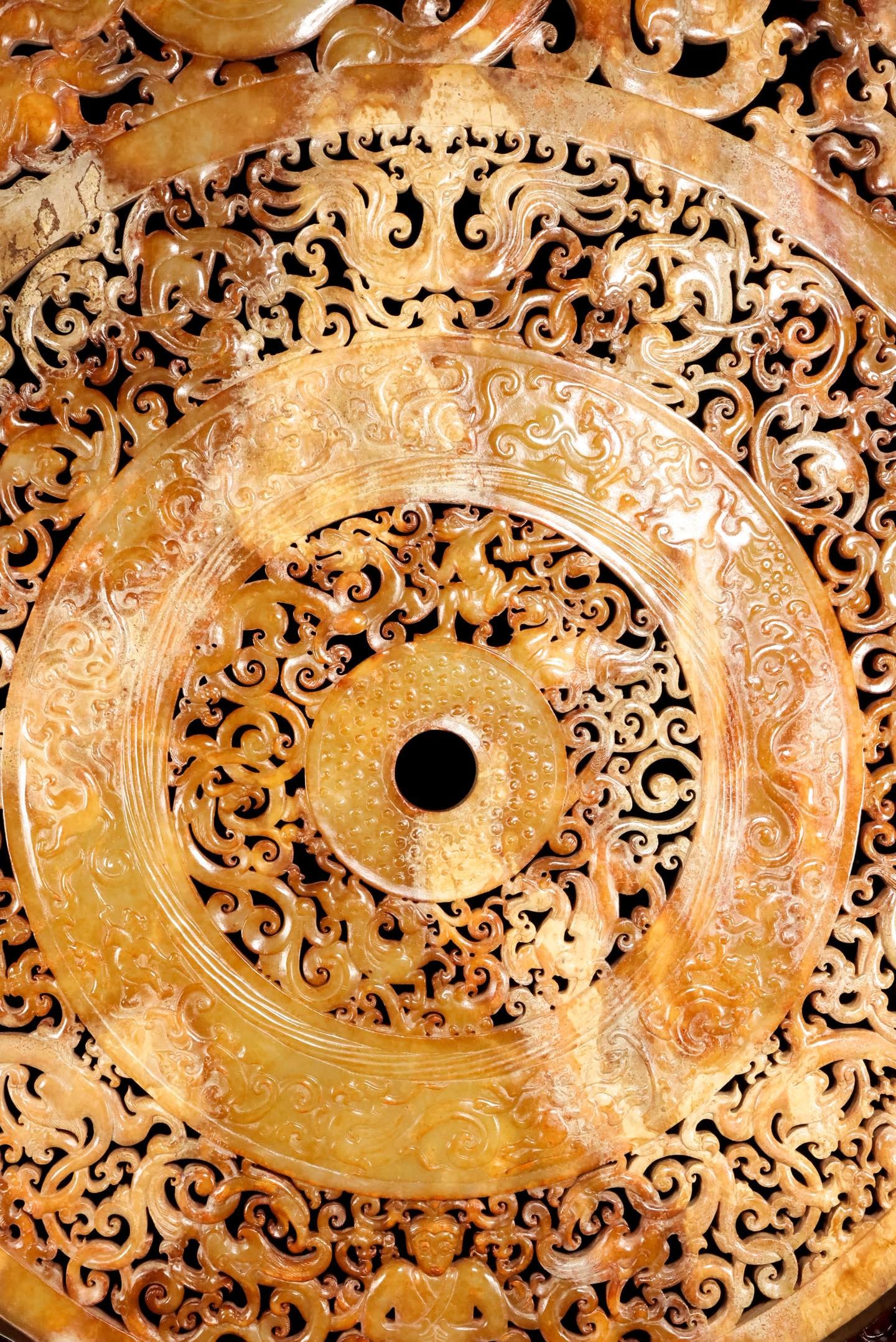 A Exquisite Hotan Jade Dragon Pattern Jade Bi - 6
