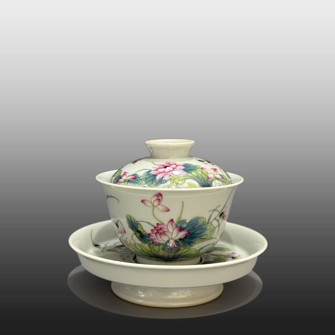 A Exquisite Famille-Rose Lotus Pattern Bowl: A Exquisite Famille-Rose Lotus Pattern Bowl,Qing Dynasty, China,Qianlong Six-character Mark,Size:4.5inx5.4in