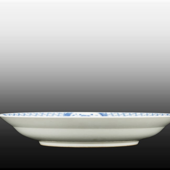 A Exquisite Blue and White Figures Pattern Plate - 6