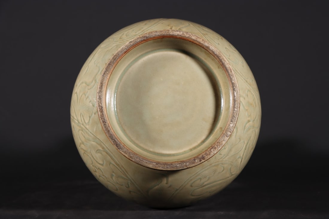 A Exquisite Yue Yao Flower Pattern Vase - 9