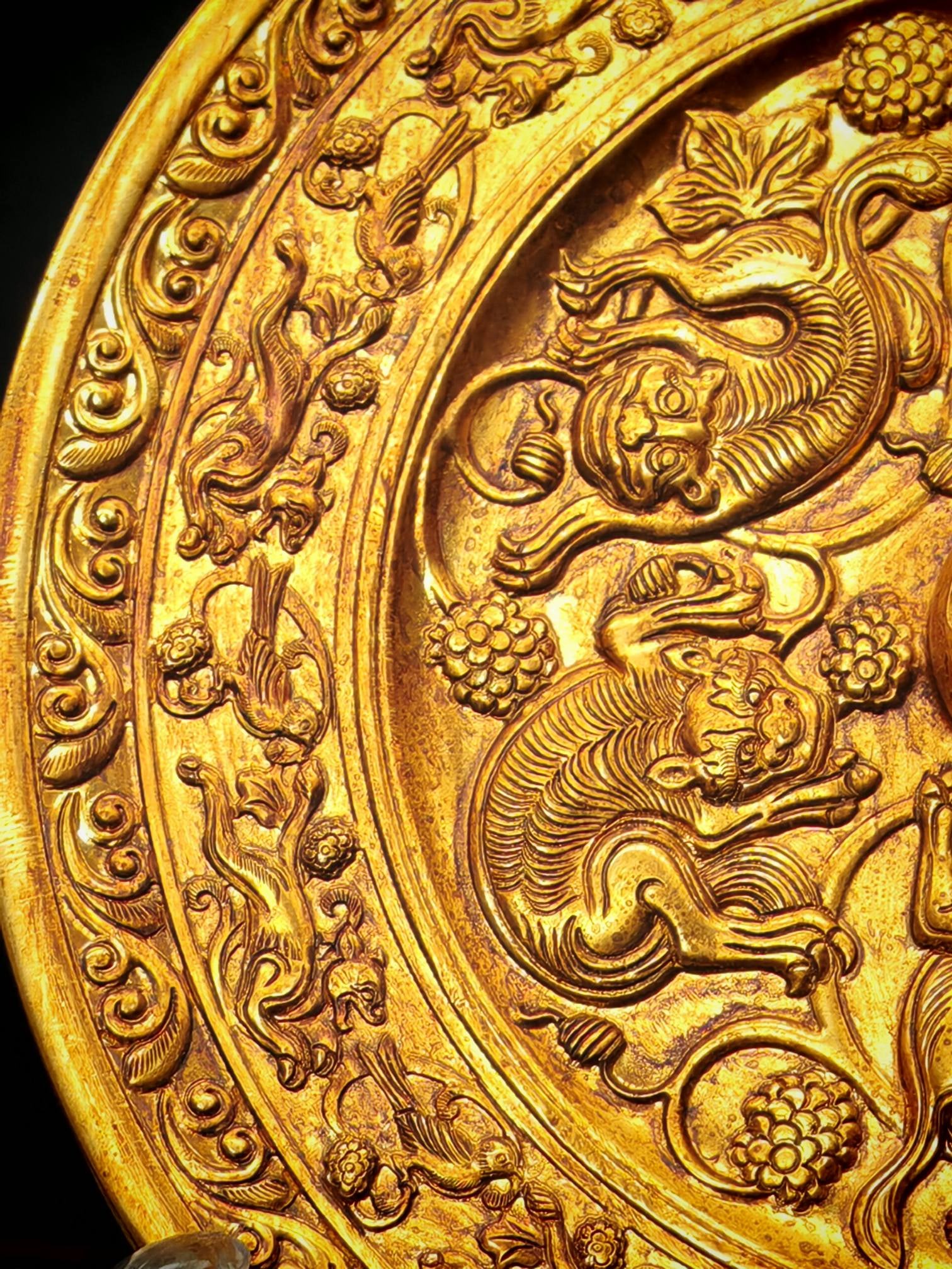 A Exquisite Gilt Bronze Auspicious Beast Pattern Mirror - 7