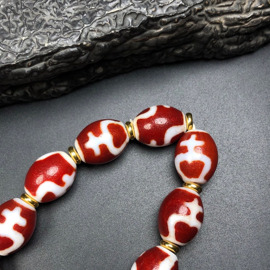 A Exquisite Dzi bead Bracelets - 2