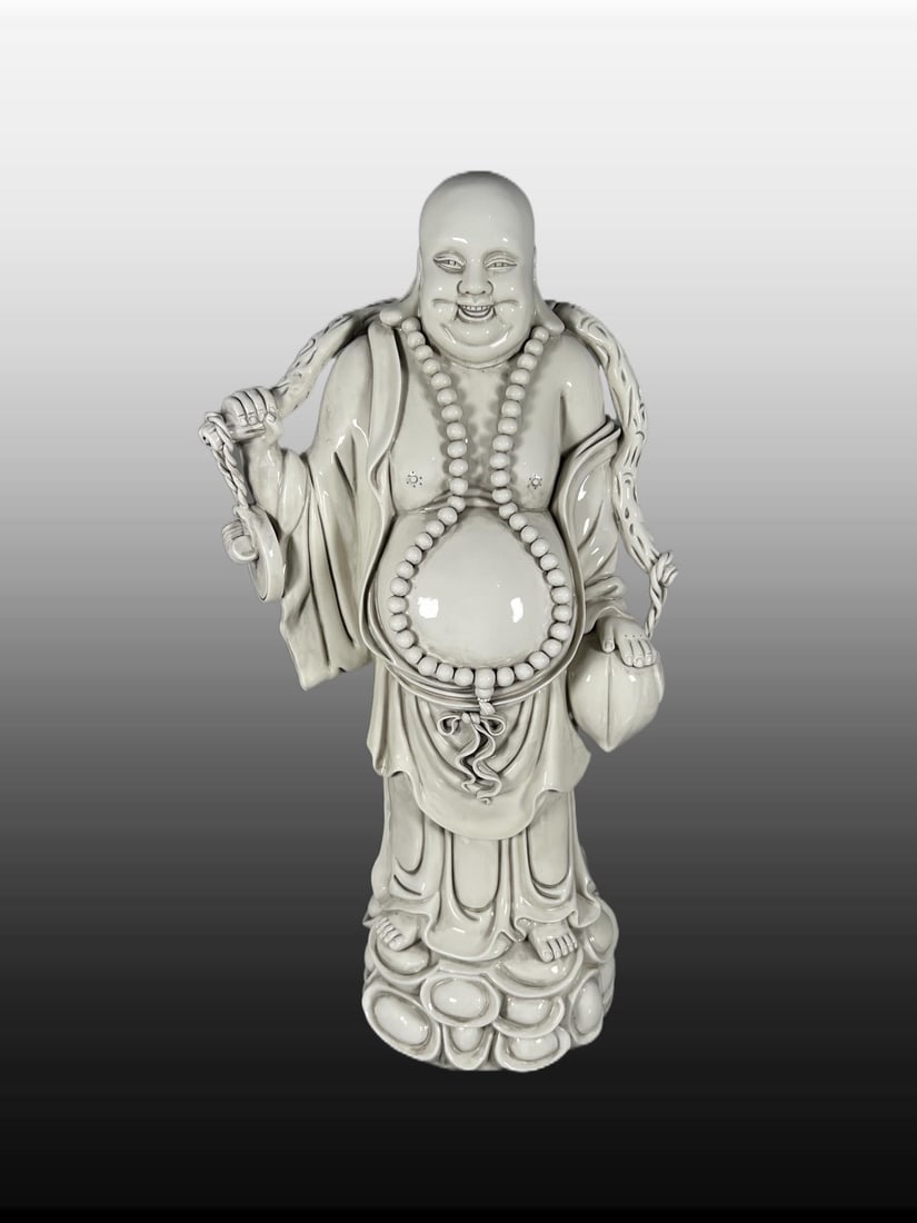 A Exquisite Blance-De-Chine Buddha statue Ornament: A Exquisite Blance-De-Chine Buddha statue Ornament,Ming Dynasty, China,With Mark,Size:23.6in 德化瓷佛像摆件,中国明代,带款