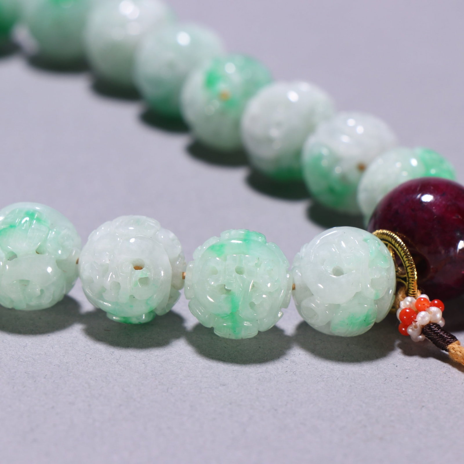 A Exquisite Jadeite Carved Dragon Pattern Bracelets - 4