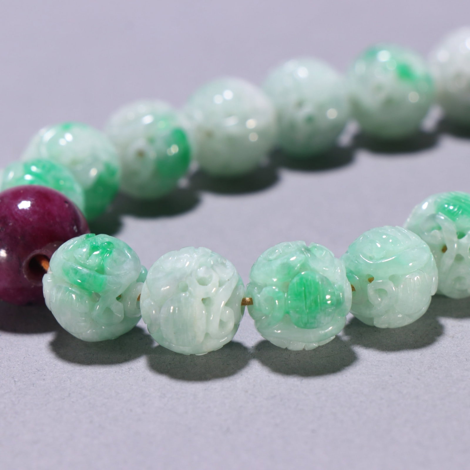 A Exquisite Jadeite Carved Dragon Pattern Bracelets - 6