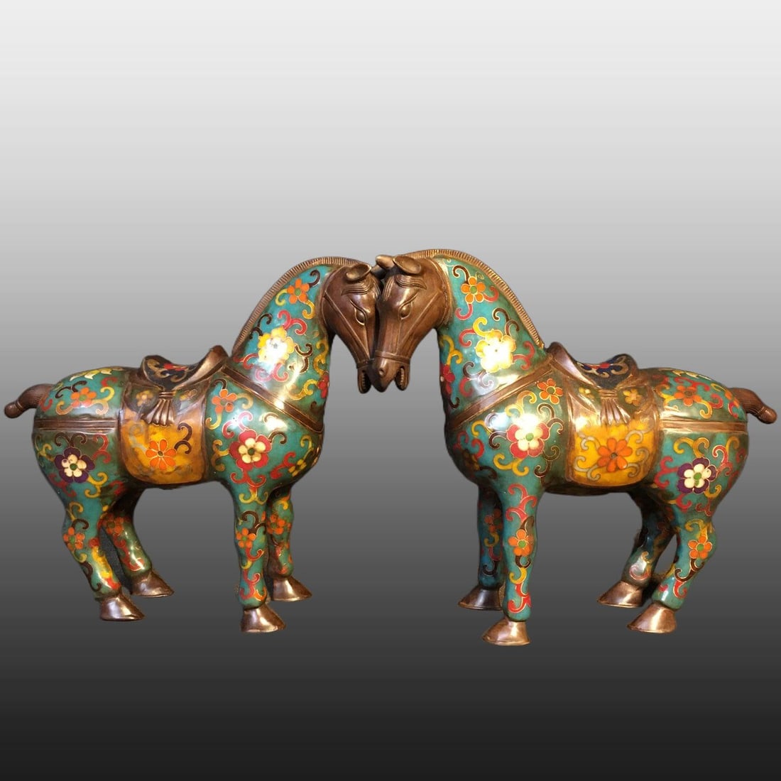 A pair of Exquisite Coppery Cloisonne Horse Ornament: A pair of Exquisite Coppery Cloisonne Horse Ornament,Qing Dynasty, China,Qianlong Six-character Mark,Size:10.2inx3.9in ,Weight:5000g