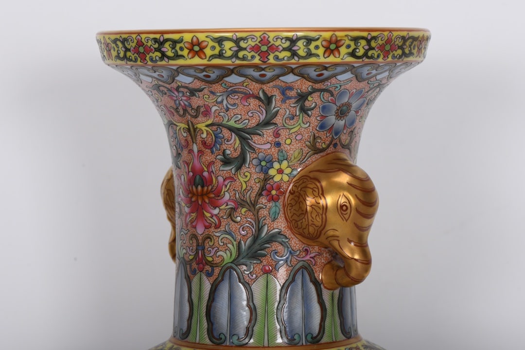 A Exquisite Enamel Landscape Pattern Elephant Ears Vase - 3