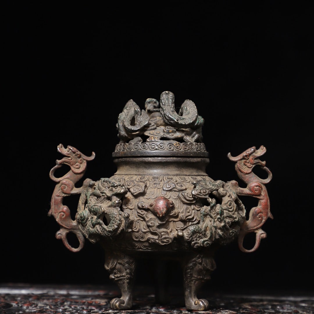 A Exquisite Gold-Foiled Bronze Dragon-Ears Censer: A Exquisite Gold-Foiled Bronze Dragon-Ears Censer,Qing Dynasty, China,Qianlong Four-character Mark,Size:5.5inx6.7inx2in,Weight:1050g