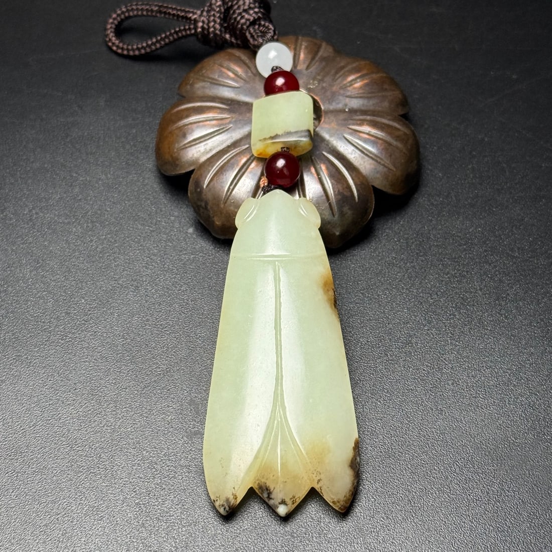 A Exquisite Hotan Jade Cicada Pendant: A Exquisite Hotan Jade Cicada Pendant,Han Dynasty, China,Size:2.9inx1.2inx0.4in,Weight:40g 和田玉蝉挂件,中国汉代