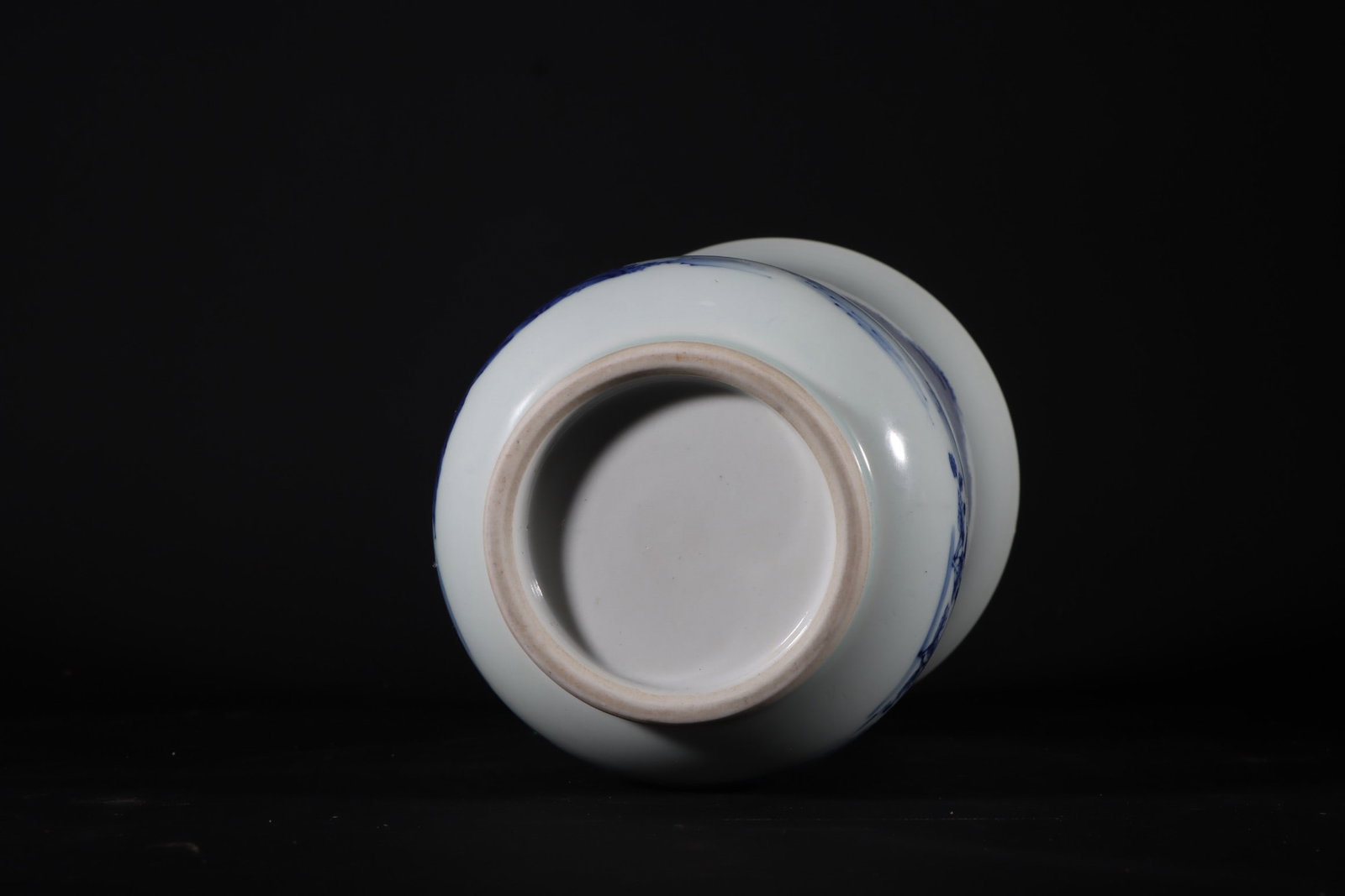 A Exquisite Blue and White Figures Pattern Vase - 8