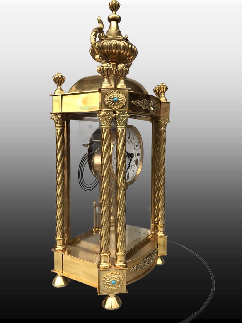 A Exquisite Gilt Bronze Mantel Clock - 2