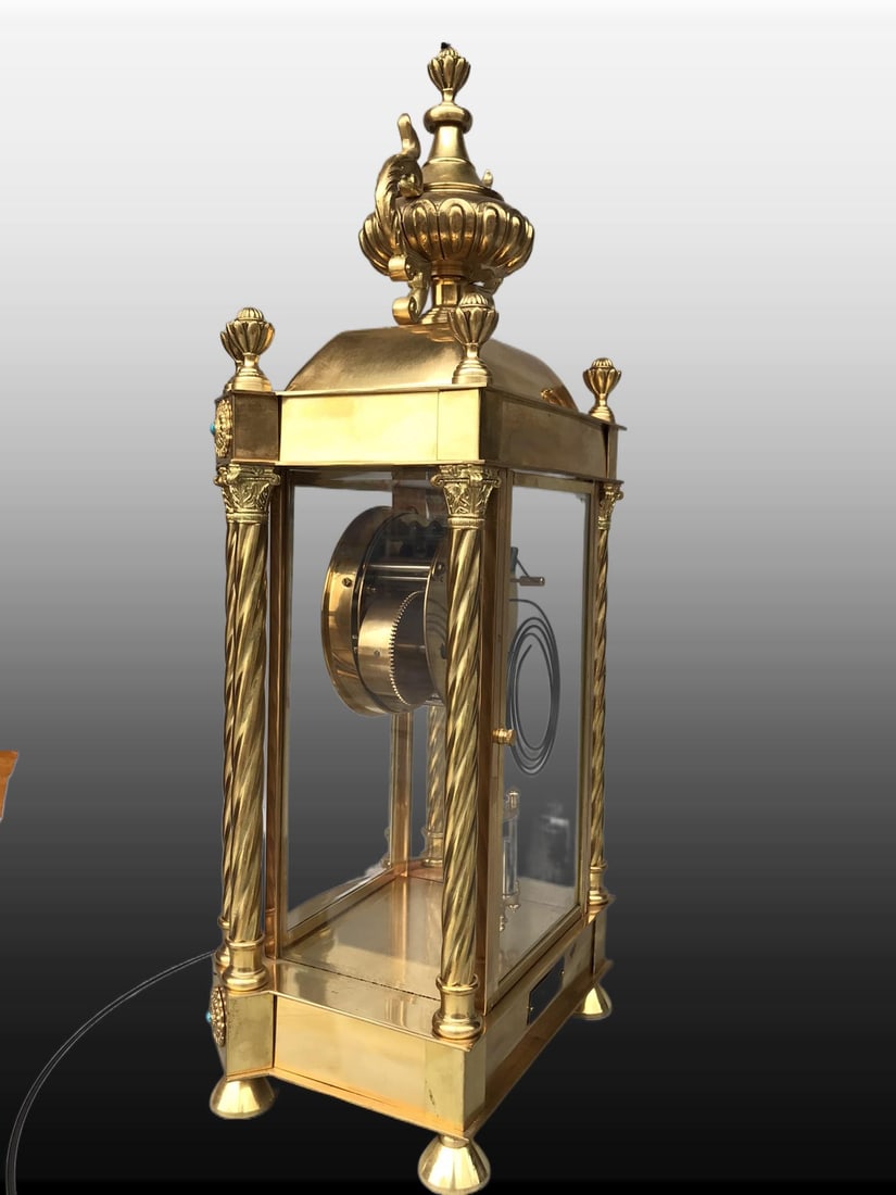 A Exquisite Gilt Bronze Mantel Clock - 5