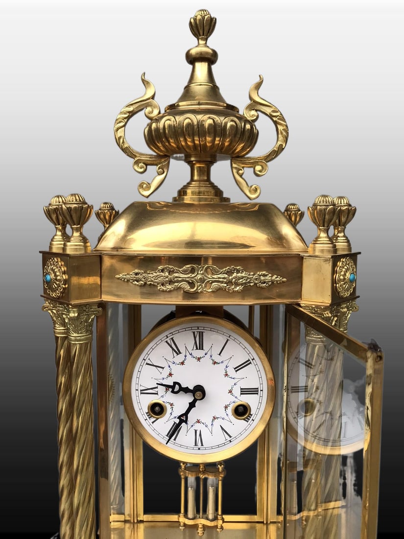 A Exquisite Gilt Bronze Mantel Clock - 8