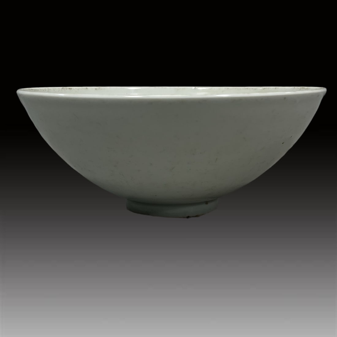 A Exquisite White Glazed Bowl - 2