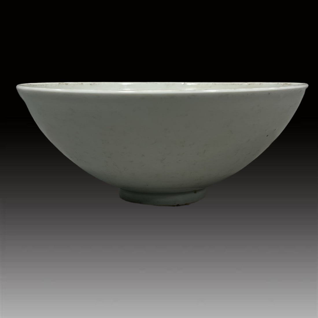 A Exquisite White Glazed Bowl - 3