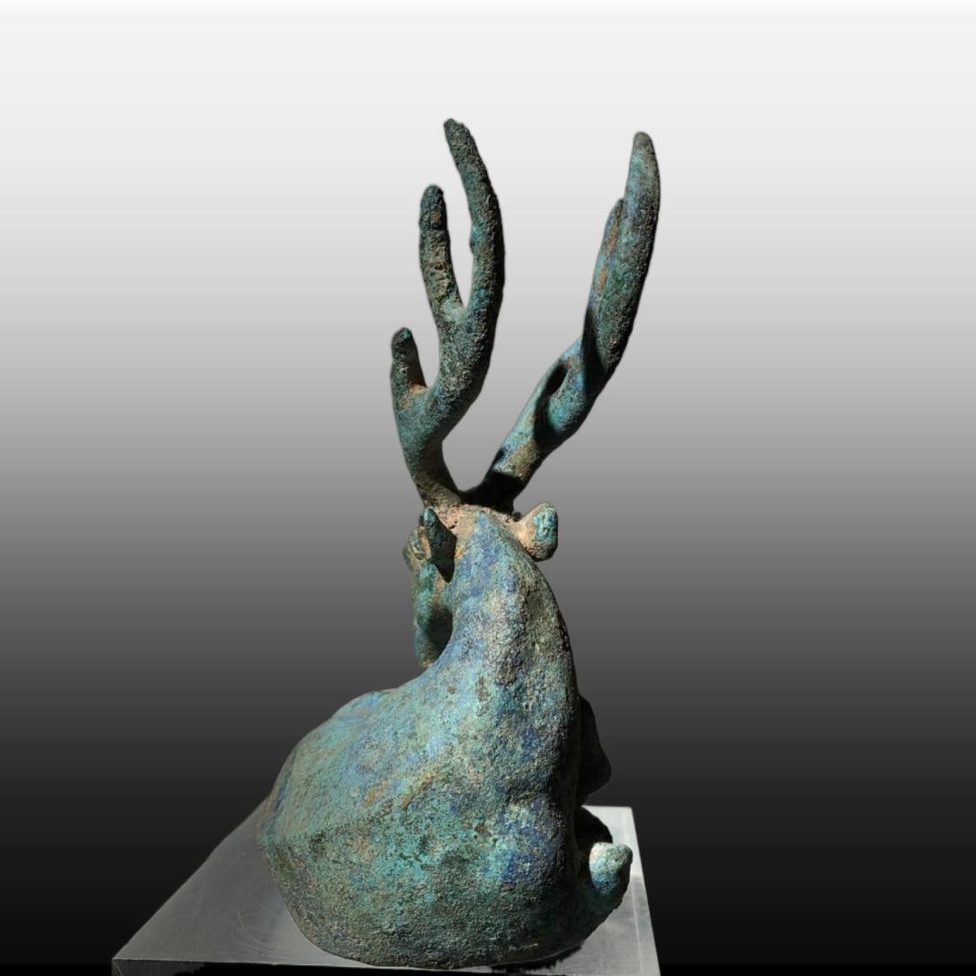 A Exquisite Bronze Deer Ornament - 8