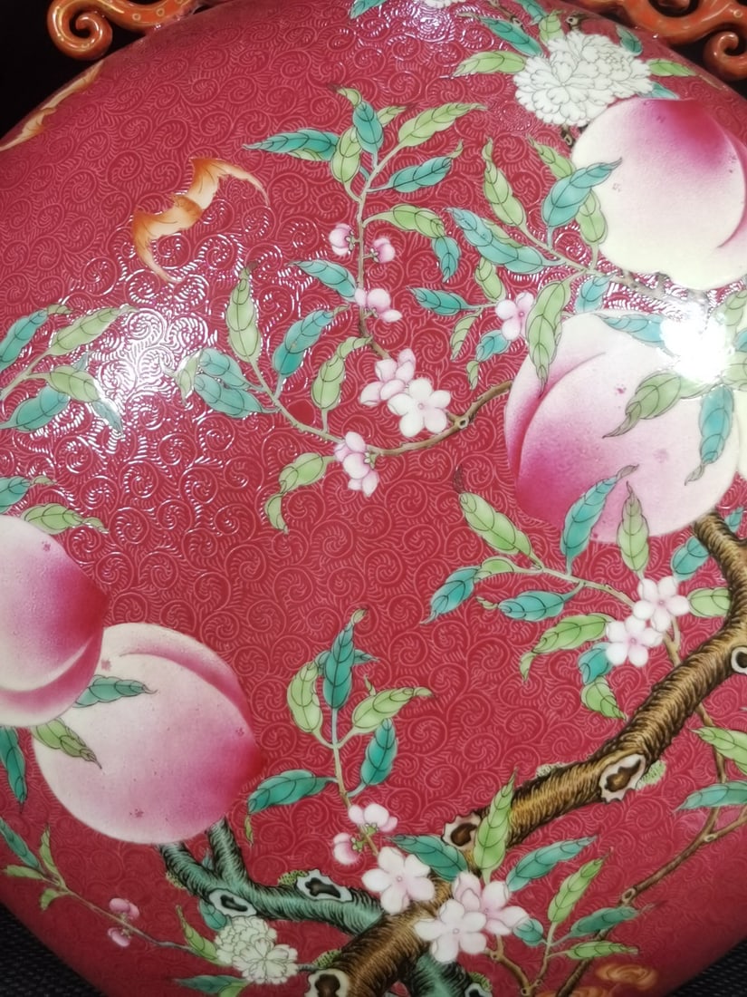 A Exquisite Ruby Red-Glazed Bats and Peach Pattern Vase - 2