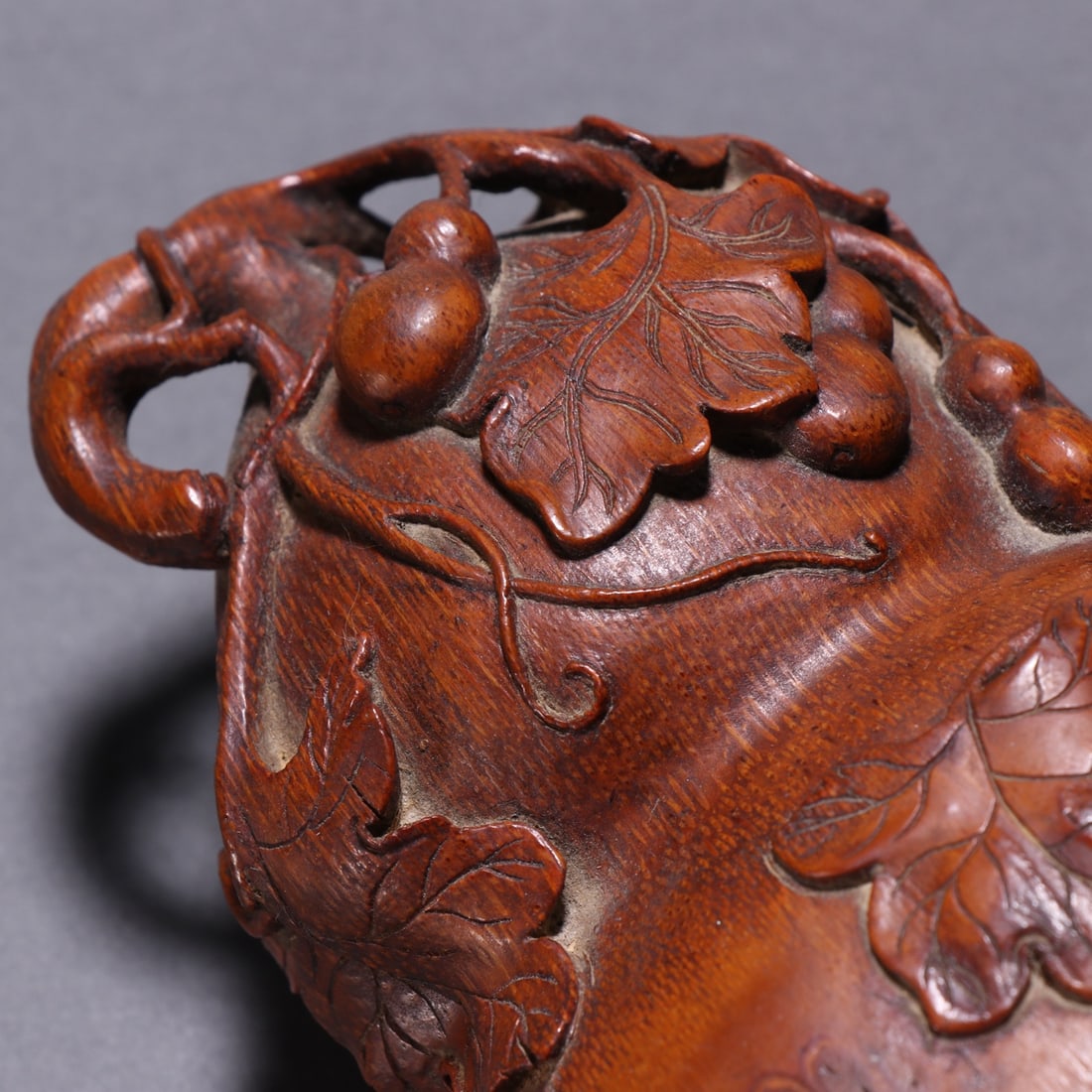A Exquisite Bamboo Gourd Box - 2
