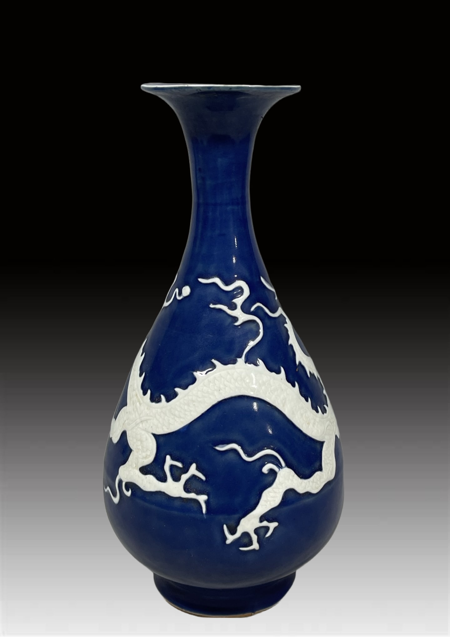 A Exquisite Ji Blue Glazed Dragon Pattern Vase - 2