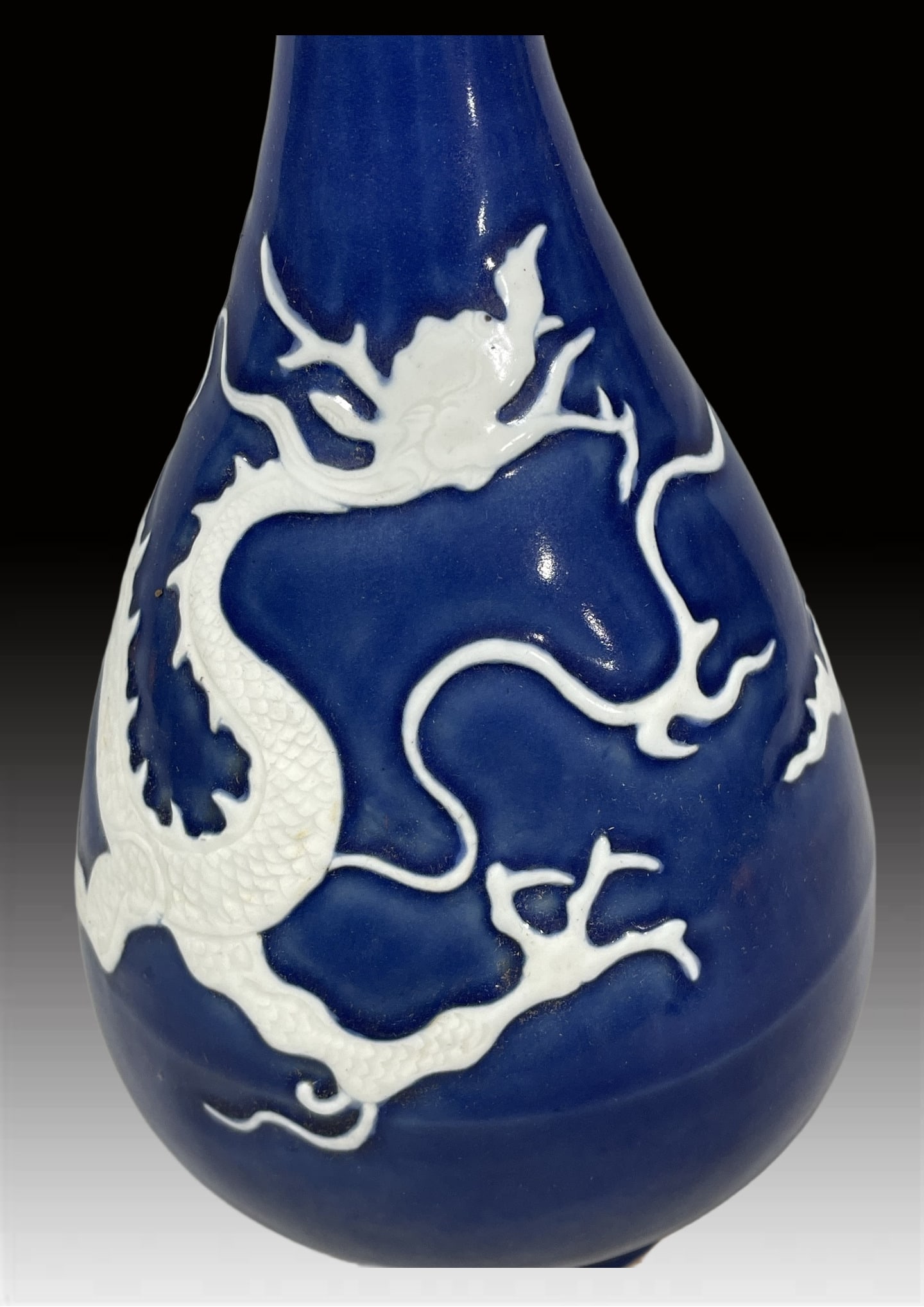 A Exquisite Ji Blue Glazed Dragon Pattern Vase - 5