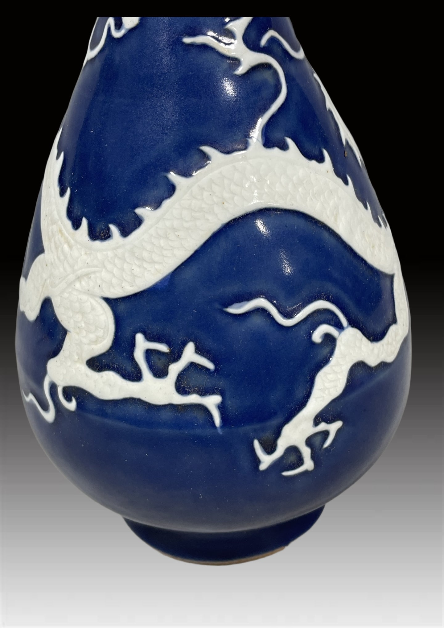 A Exquisite Ji Blue Glazed Dragon Pattern Vase - 6