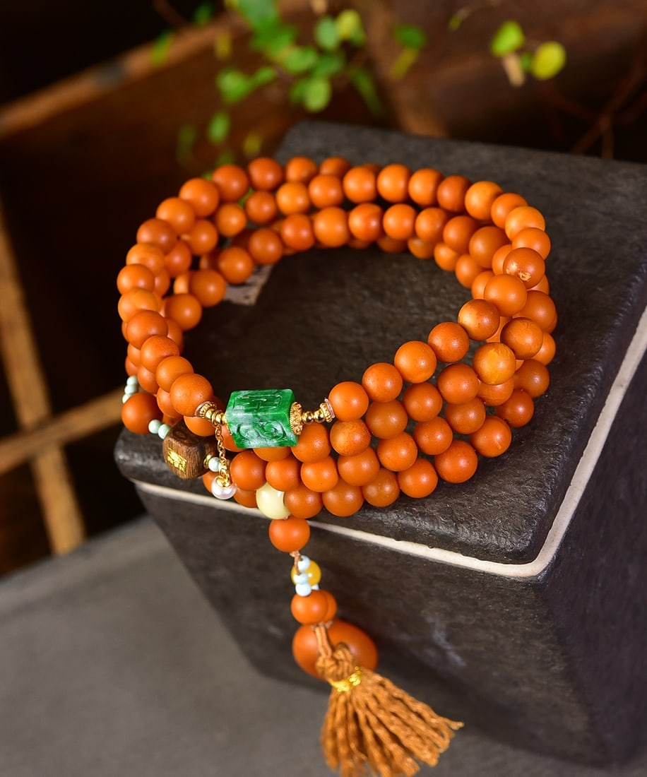 A Exquisite Amber Bracelets - 2