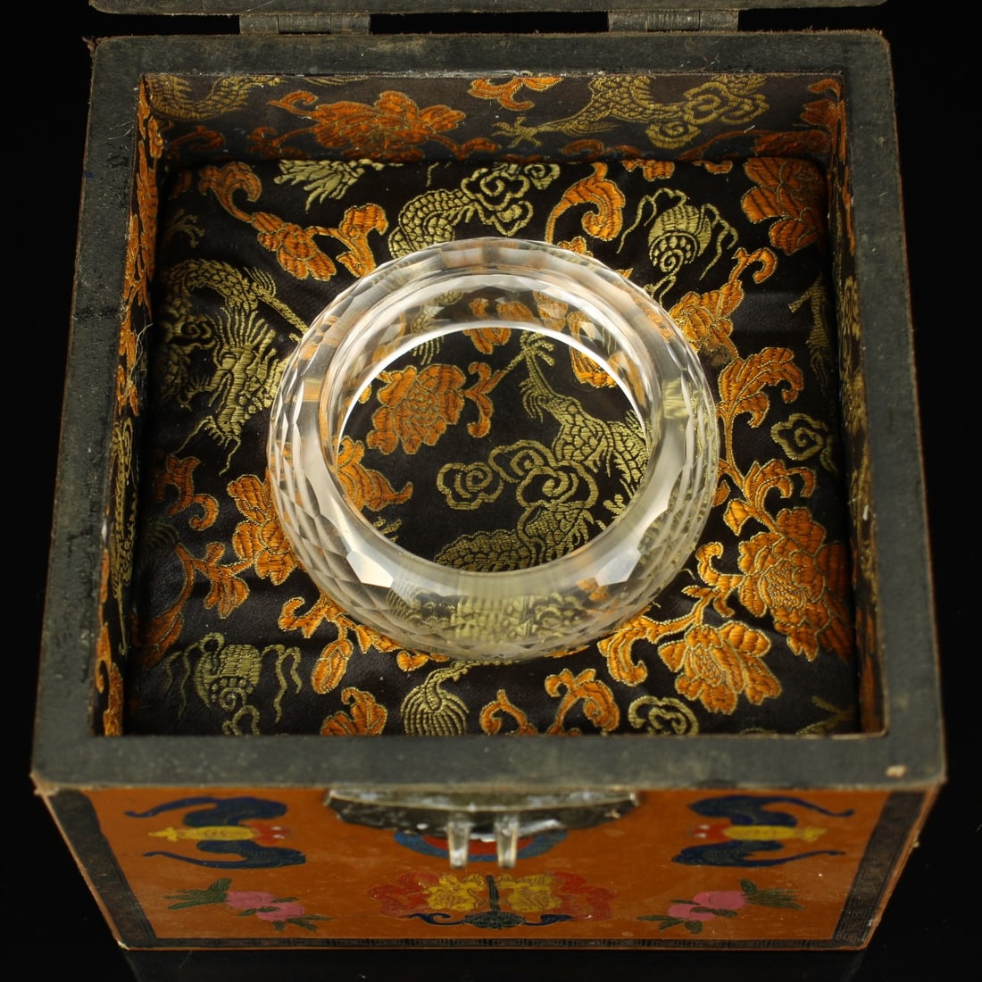 A Exquisite Diamond Bracelets: A Exquisite Diamond Bracelets,Qing Dynasty, China,Size:2.4inx1in 钻石手镯,中国清代