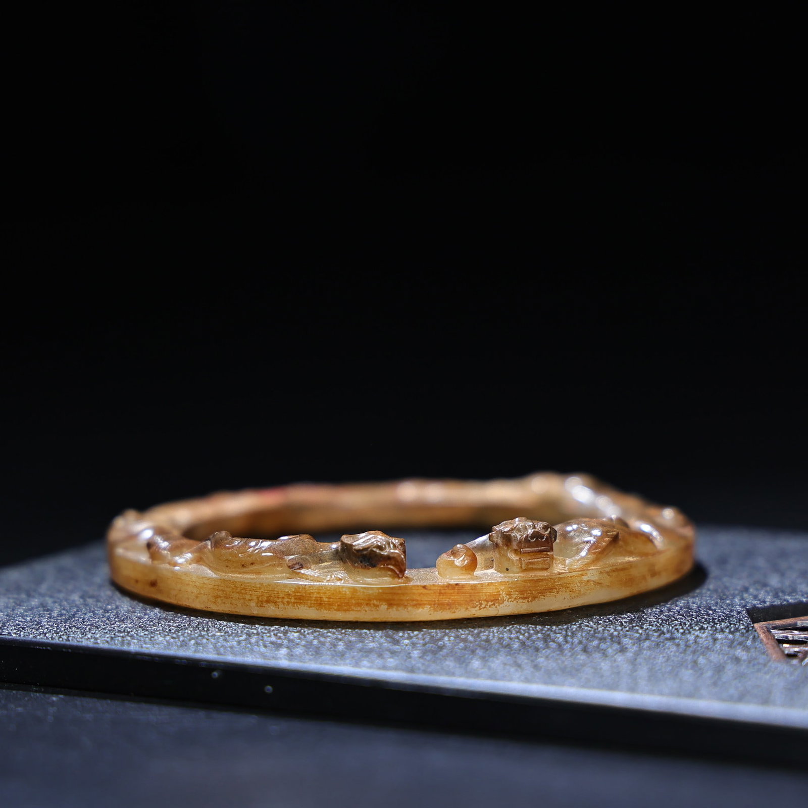 A Exquisite Hetian Jade Dragon Ring - 7