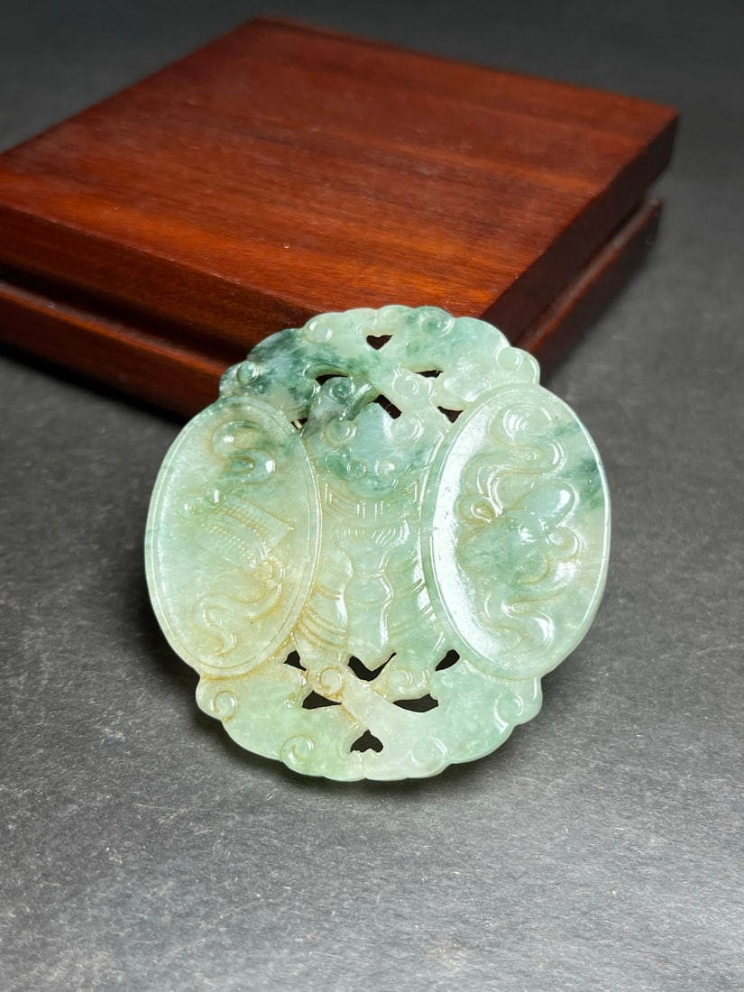 A Exquisite Jadeite Jade pendant - 5