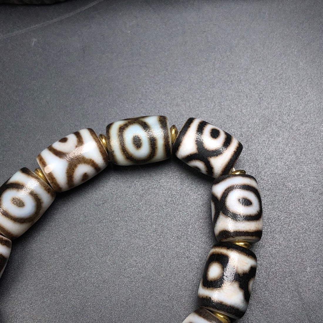 A Exquisite Agate Dzi bead Bracelets - 5