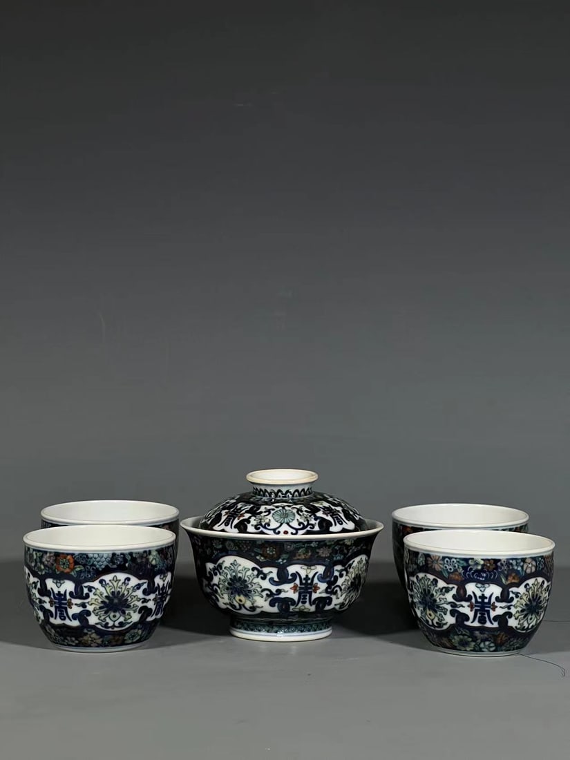 A Set of Exquisite Blue Ground Flower Pattern Cup: A Set of Exquisite Blue Ground Flower Pattern Cup,Qing Dynasty, China,Qianlong Six-character Mark,Size:3.4inx4.1inx2.1in