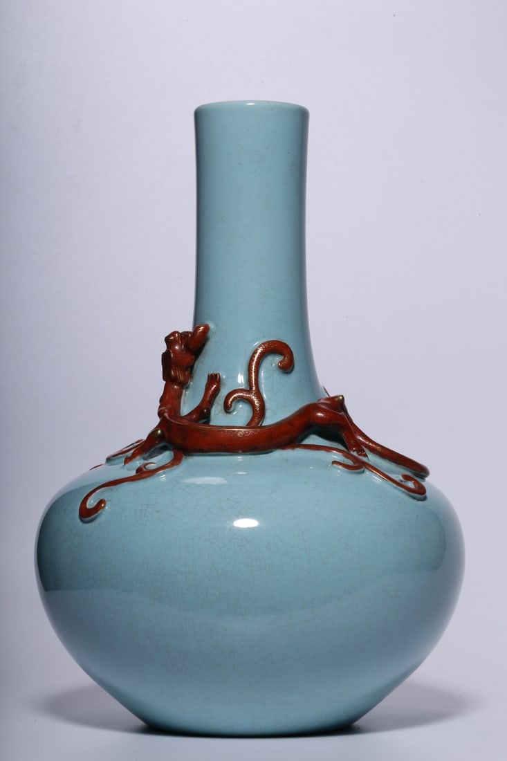 A Exquisite Celadon Glazed Dragon Pattern Vase - 2