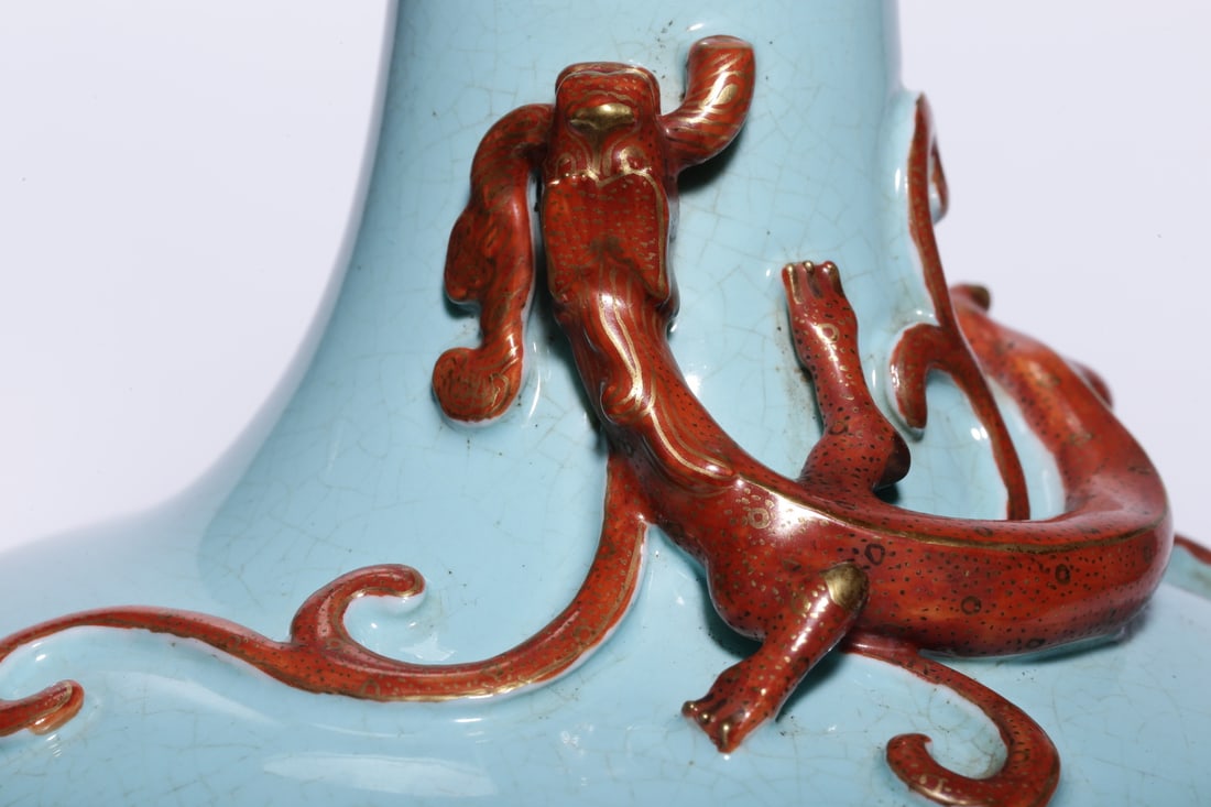A Exquisite Celadon Glazed Dragon Pattern Vase - 4