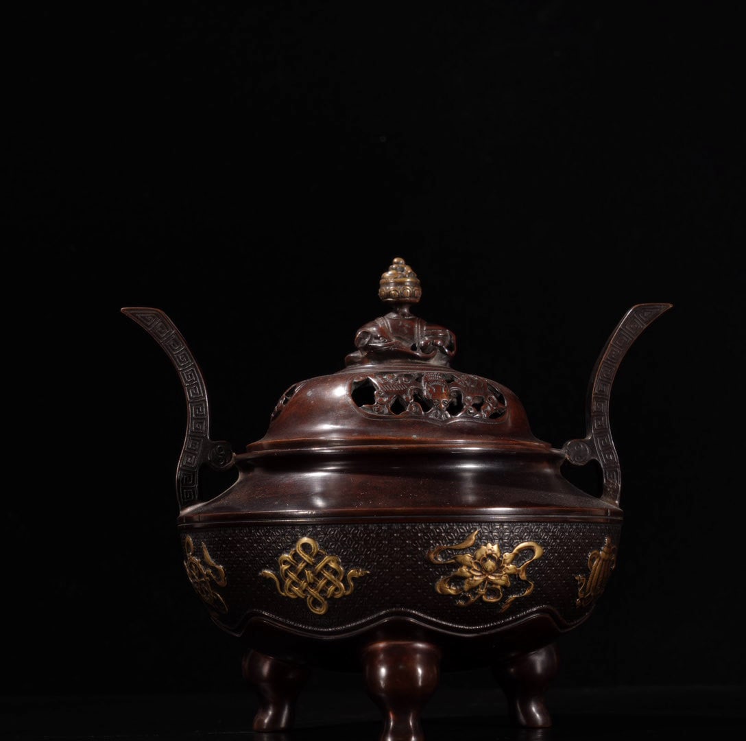A Exquisite Red Copper Eight Treasures Pattern Censer: A Exquisite Red Copper Eight Treasures Pattern Censer,Ming Dynasty, China,With Mark,Size:6.2inx4.6in,Weight:2800g