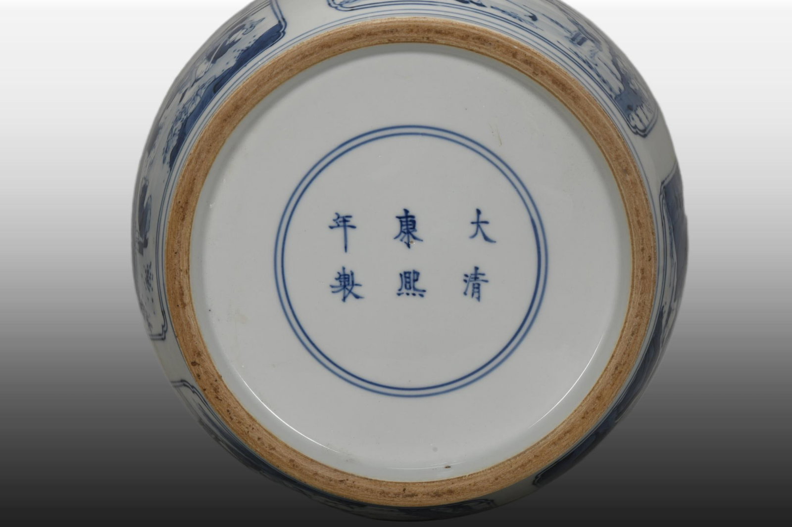 A Exquisite Blue and White Figures Pattern Vase - 9