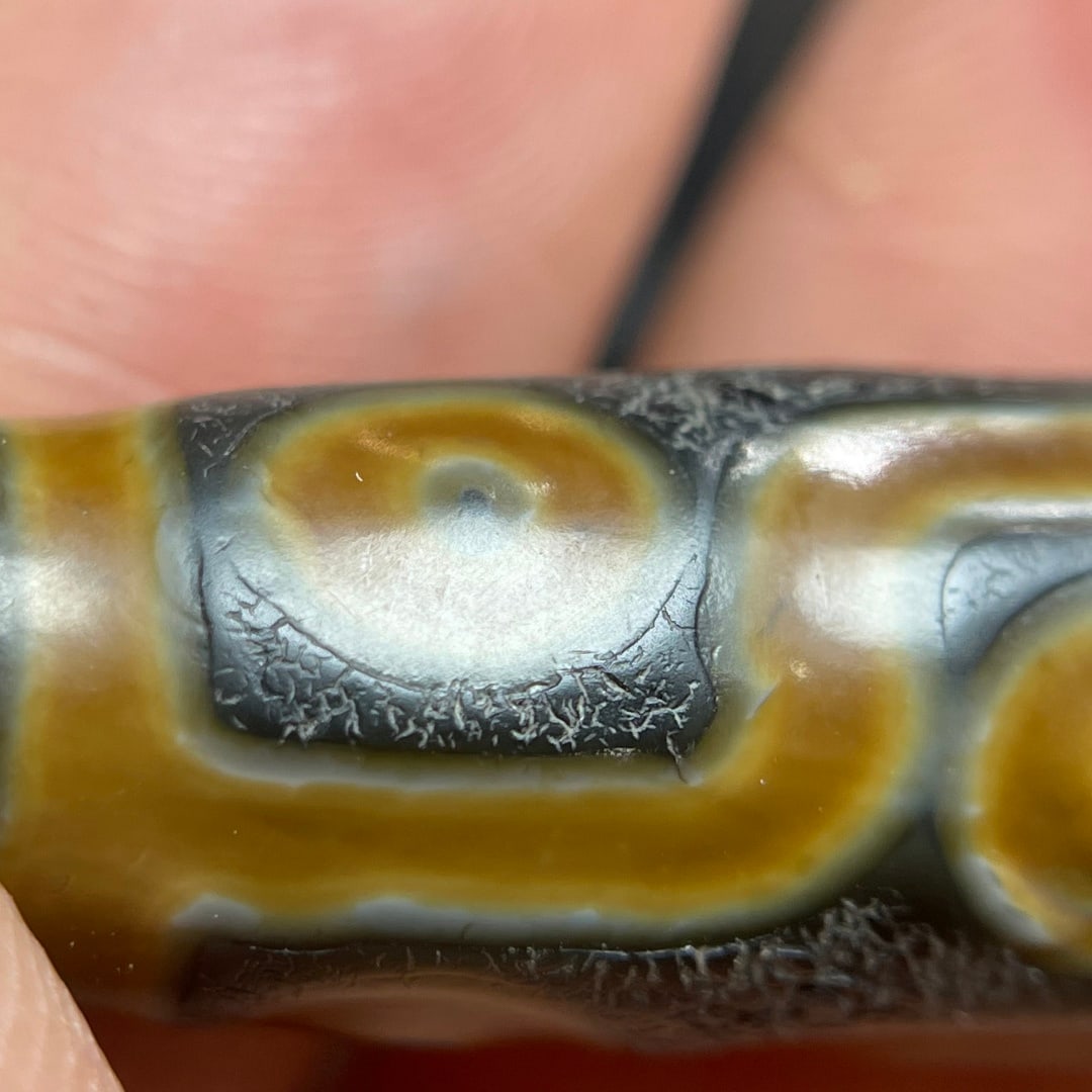 A Exquisite Nine Eye Dzi bead - 4