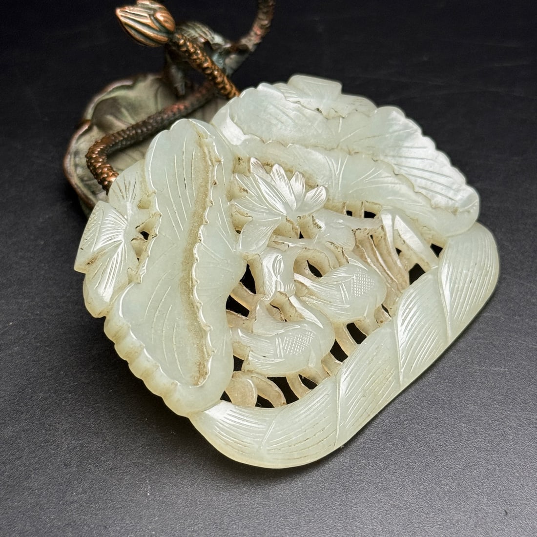 A Exquisite Hotan Jade Crane Pattern Pendant - 3