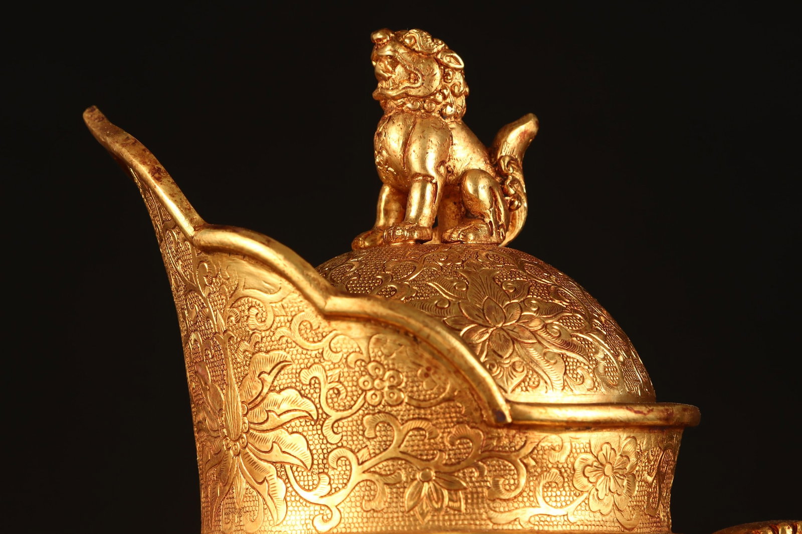 A Exquisite Gilt Bronze Phoenix Pattern Ewer - 4