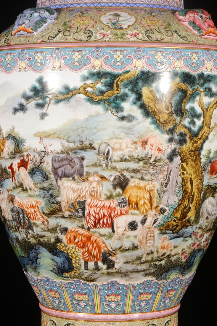 A Exquisite Enamel Sheep Pattern Vase - 2