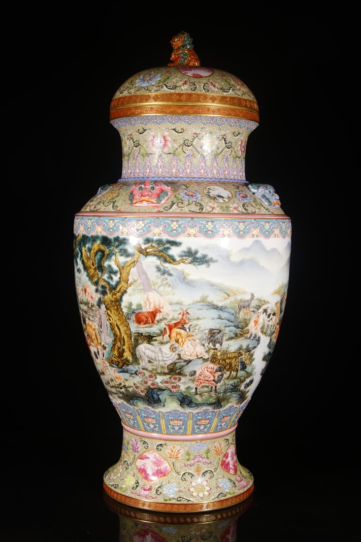 A Exquisite Enamel Sheep Pattern Vase - 6