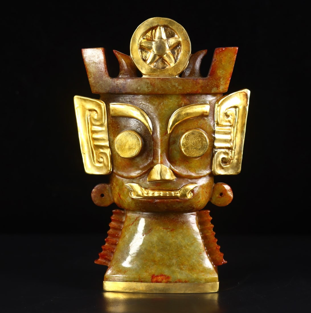 A Exquisite Hotan Jade Cover with Gold Inlaid Human Head Mask Ornament: A Exquisite Hotan Jade Cover with Gold Inlaid Human Head Mask Ornament,Ancient Time, China,Size:7.7inx4.9inx2in,Weight:1522g