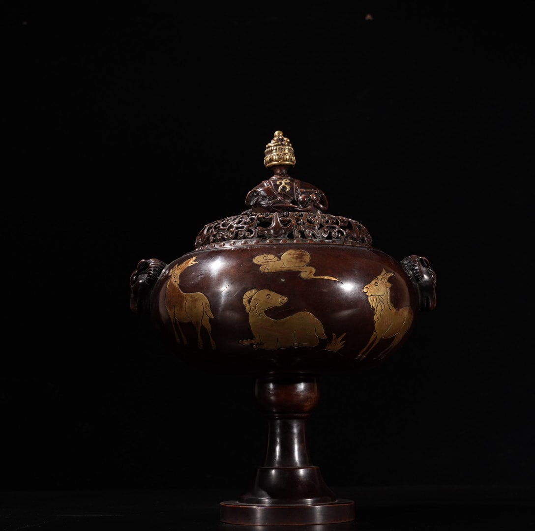 A Exquisite Red Copper Gilt Bronze Sheep-Ears Censer (1 of 9)