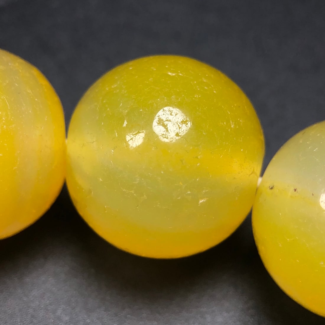 A Exquisite Yellow Agate Bracelets - 8