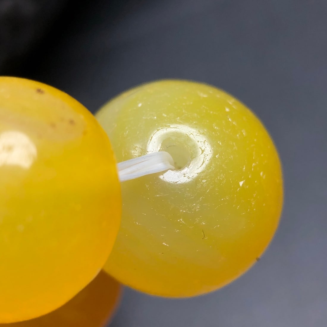 A Exquisite Yellow Agate Bracelets - 9
