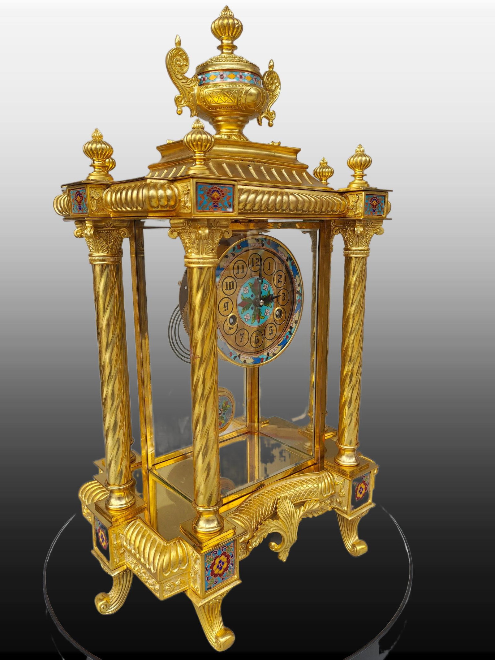 A Exquisite Brass Gilded Mechanical Mantel Clock - 2