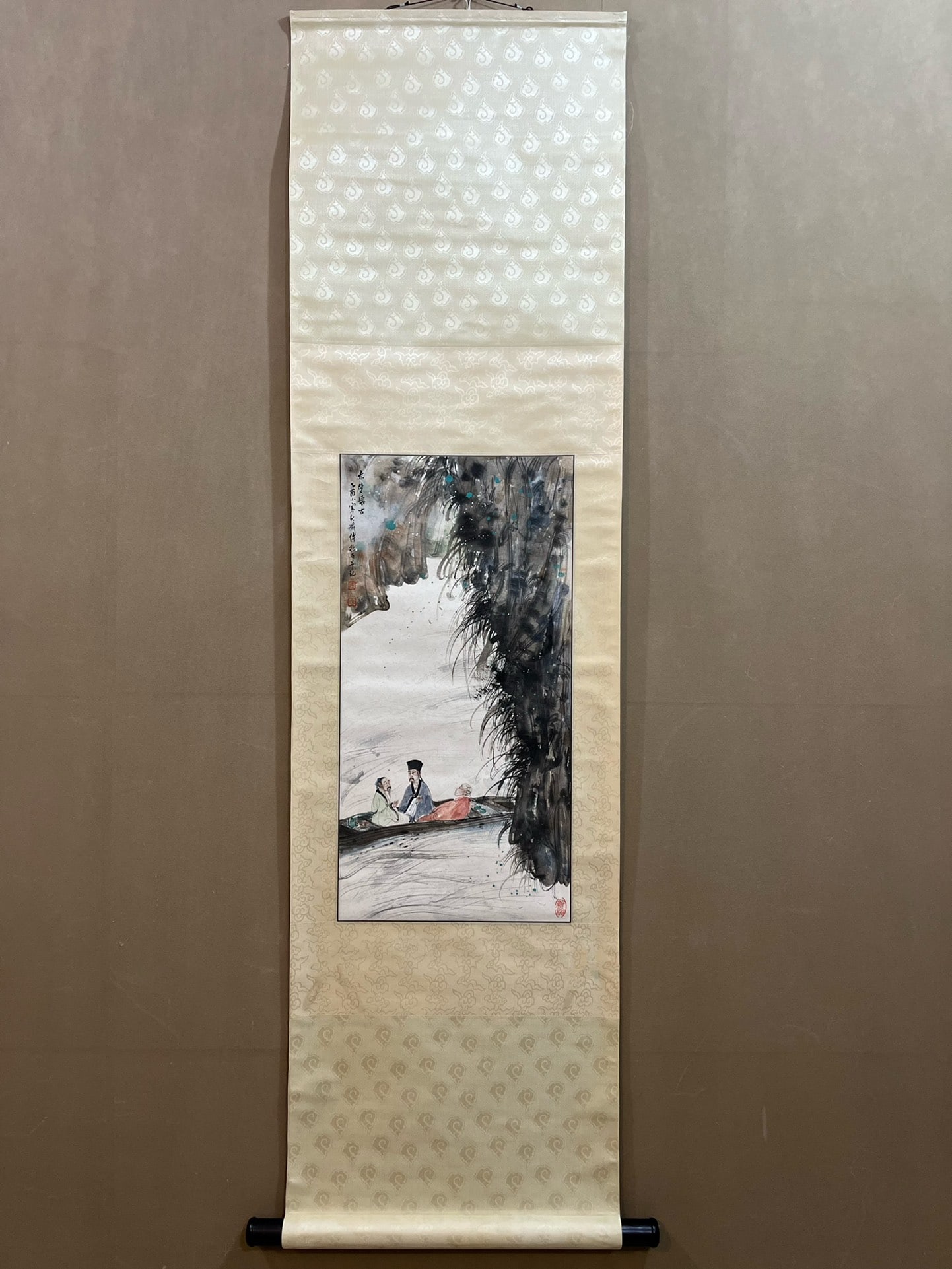 A Chinese Vertical Scroll Ink Figure Painting on Paper: A Chinese Vertical Scroll Ink Figure Painting on Paper,Modern Time of China,Fu Baoshi,without frame size:13.4inx26.8in 一幅中国水墨纸本人物&